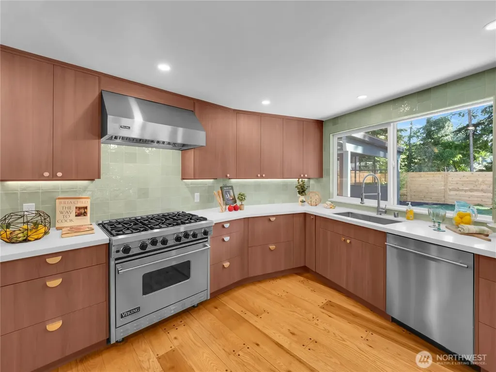 9616 242nd Place SW Edmonds WA 98020