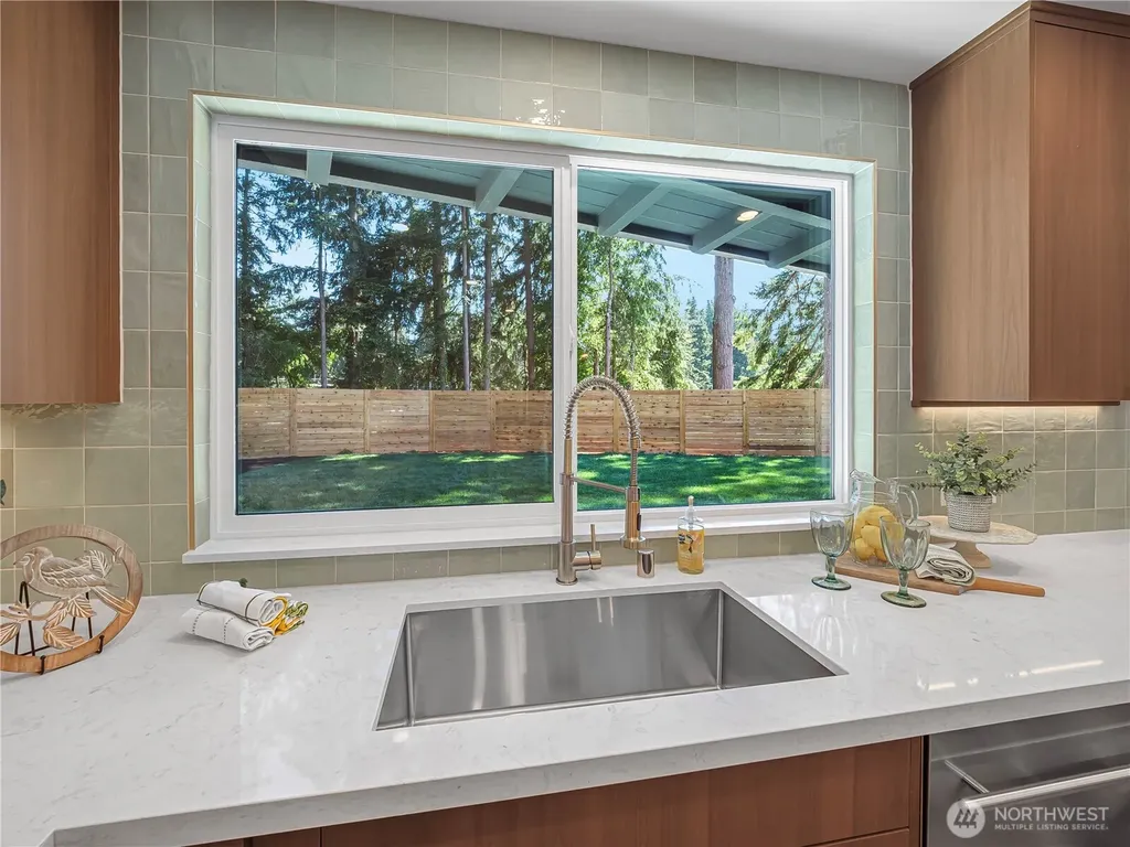 9616 242nd Place SW Edmonds WA 98020