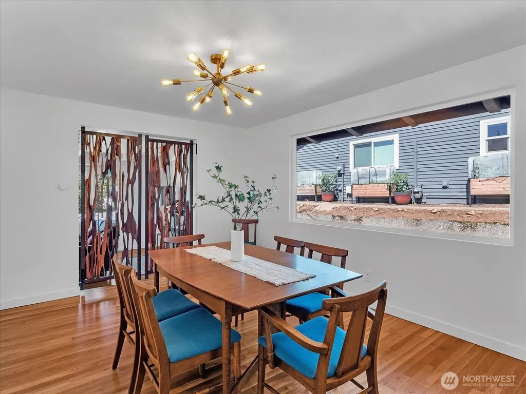 9616 242nd Place SW Edmonds WA 98020