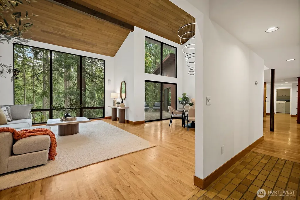 3518 129th Avenue NE Bellevue WA 98005