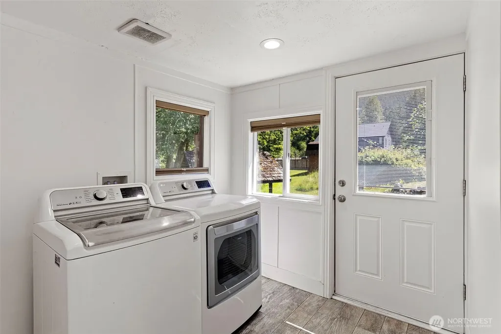 10708 428th Avenue SE North Bend WA 98045