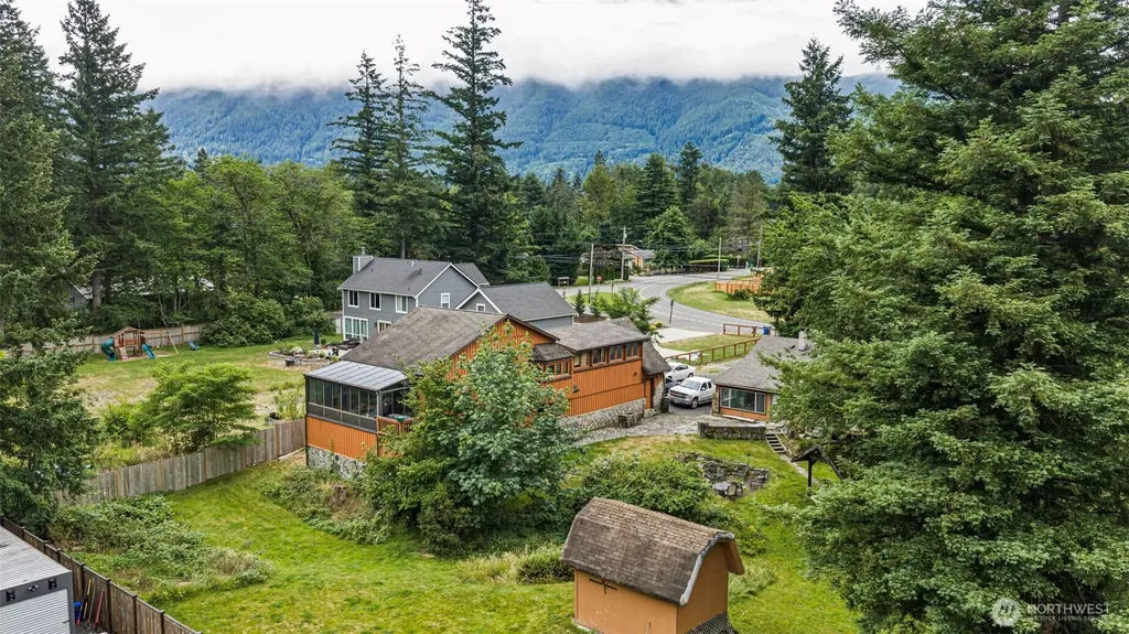 10708 428th Avenue SE North Bend WA 98045