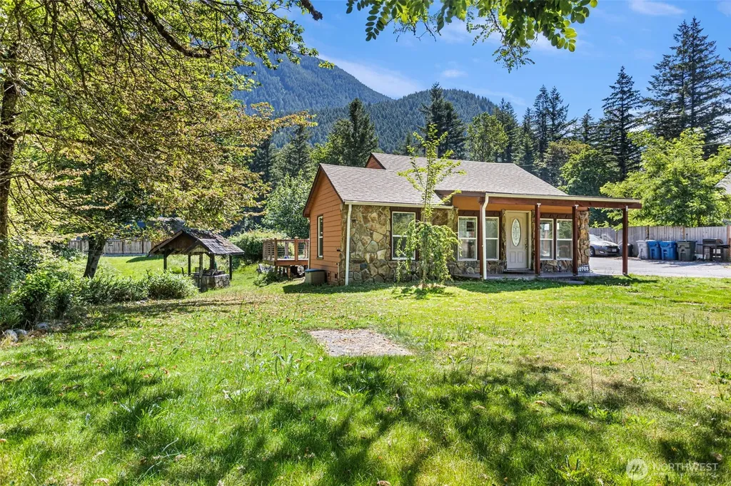10708 428th Avenue SE North Bend WA 98045
