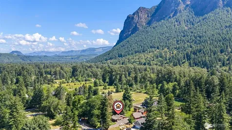 10708 428th Avenue SE North Bend WA 98045