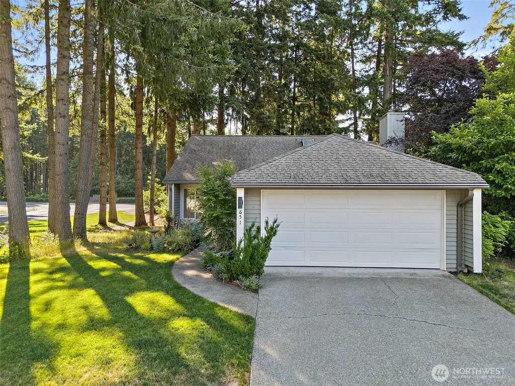 651 Malibu Drive SE Lacey WA 98503