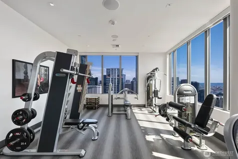 2510 6th Avenue Seattle WA 98121
