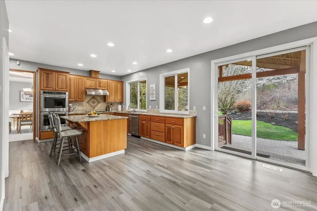 10416 195th Street NE Arlington WA 98223