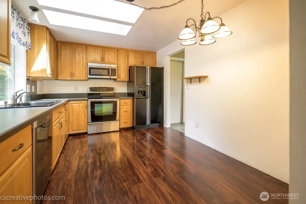 19306 74th Avenue W Lynnwood WA 98036