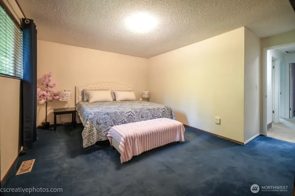 19306 74th Avenue W Lynnwood WA 98036