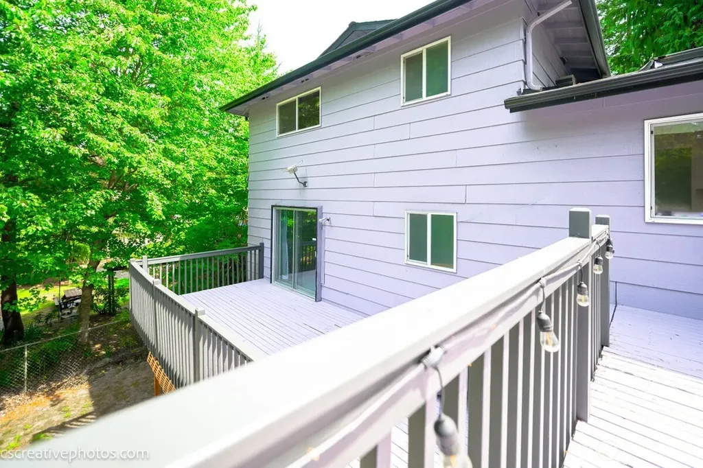 19306 74th Avenue W Lynnwood WA 98036