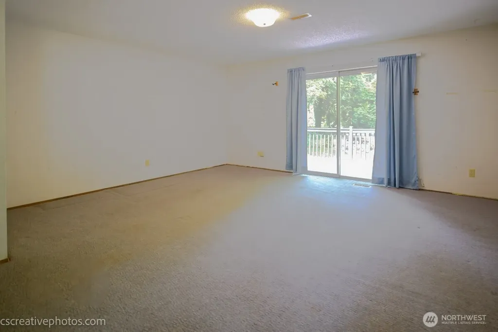 19306 74th Avenue W Lynnwood WA 98036