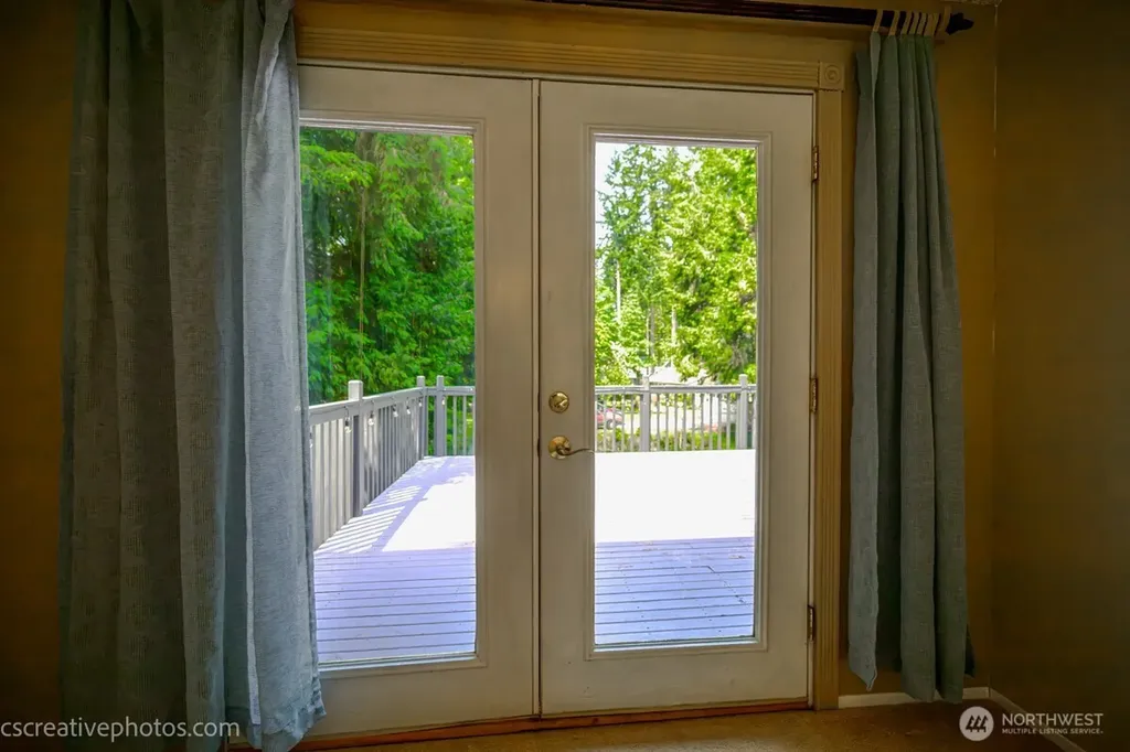 19306 74th Avenue W Lynnwood WA 98036