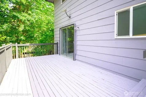 19306 74th Avenue W Lynnwood WA 98036