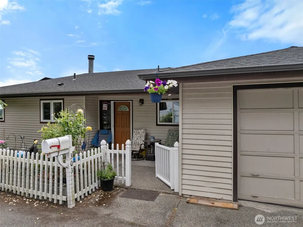 303 S 5th Street Mount Vernon WA 98274