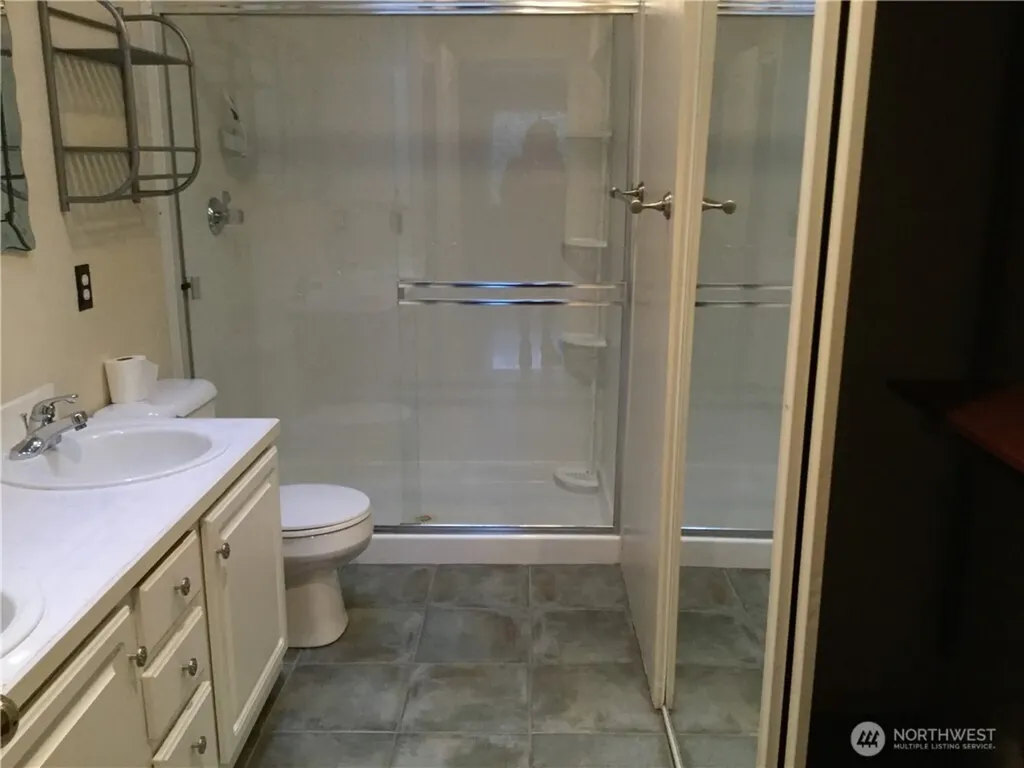 10030 Holly Drive Everett WA 98204