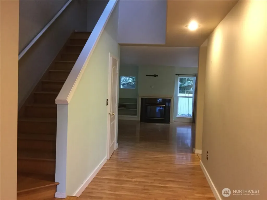 10030 Holly Drive Everett WA 98204