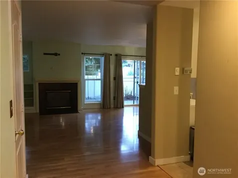 10030 Holly Drive Everett WA 98204