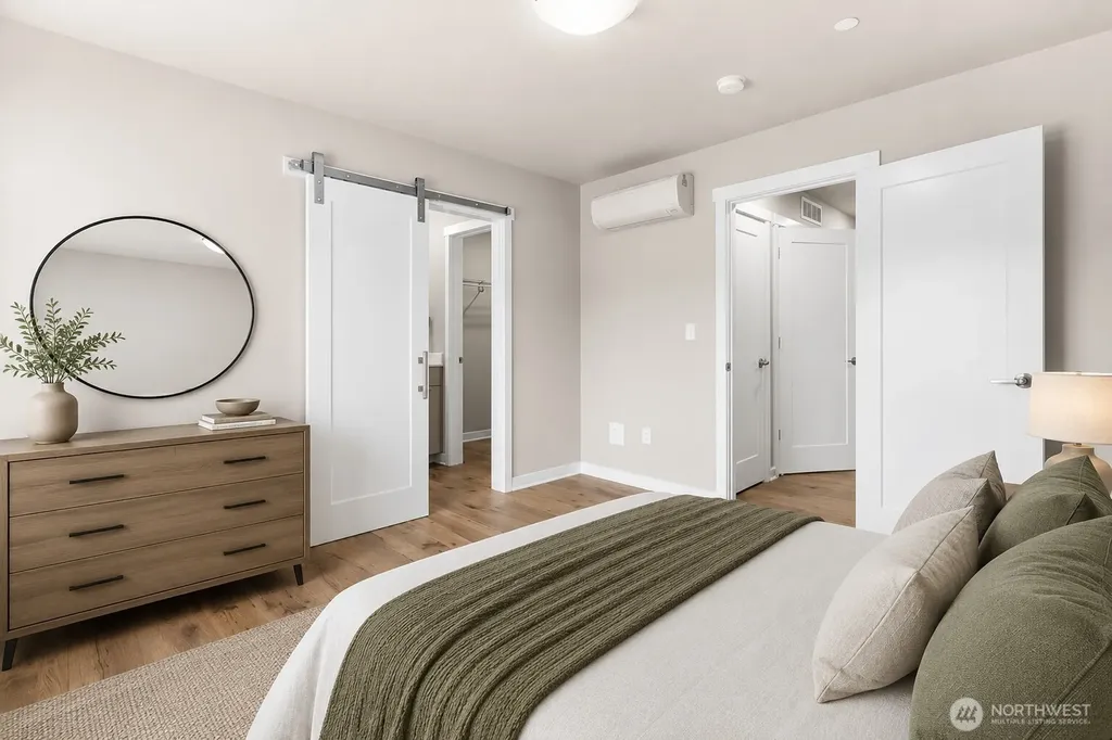 13730 Manor Way Lynnwood WA 98087
