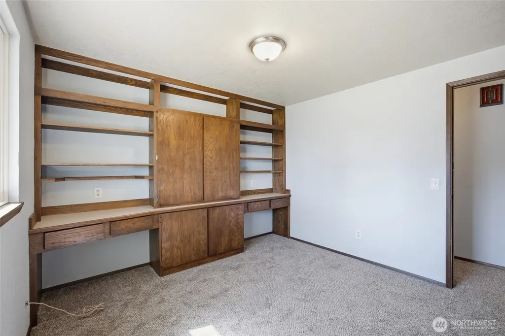 155 NE D Street Ephrata WA 98823