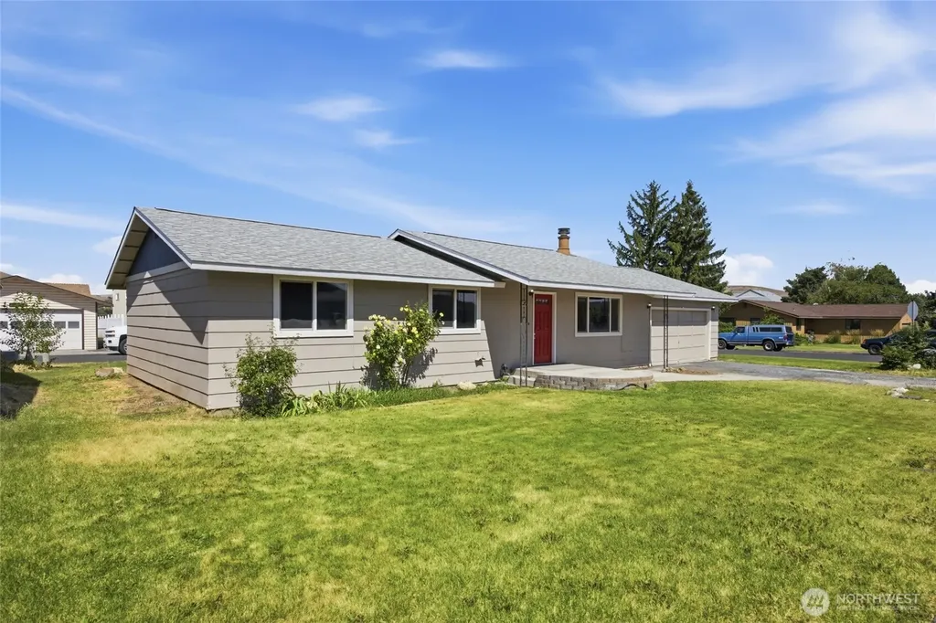 155 NE D Street Ephrata WA 98823