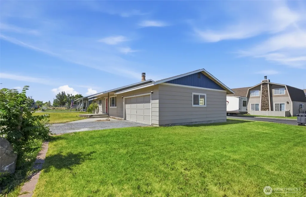 155 NE D Street Ephrata WA 98823