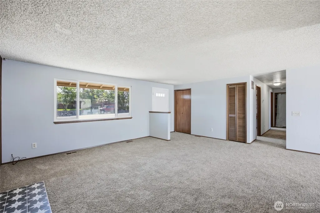 155 NE D Street Ephrata WA 98823