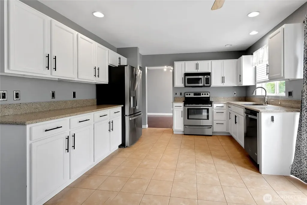 4014 219th Street E Spanaway WA 98387