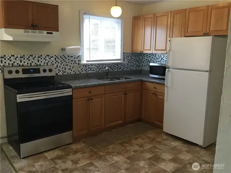 801 Pecks Drive Everett WA 98203