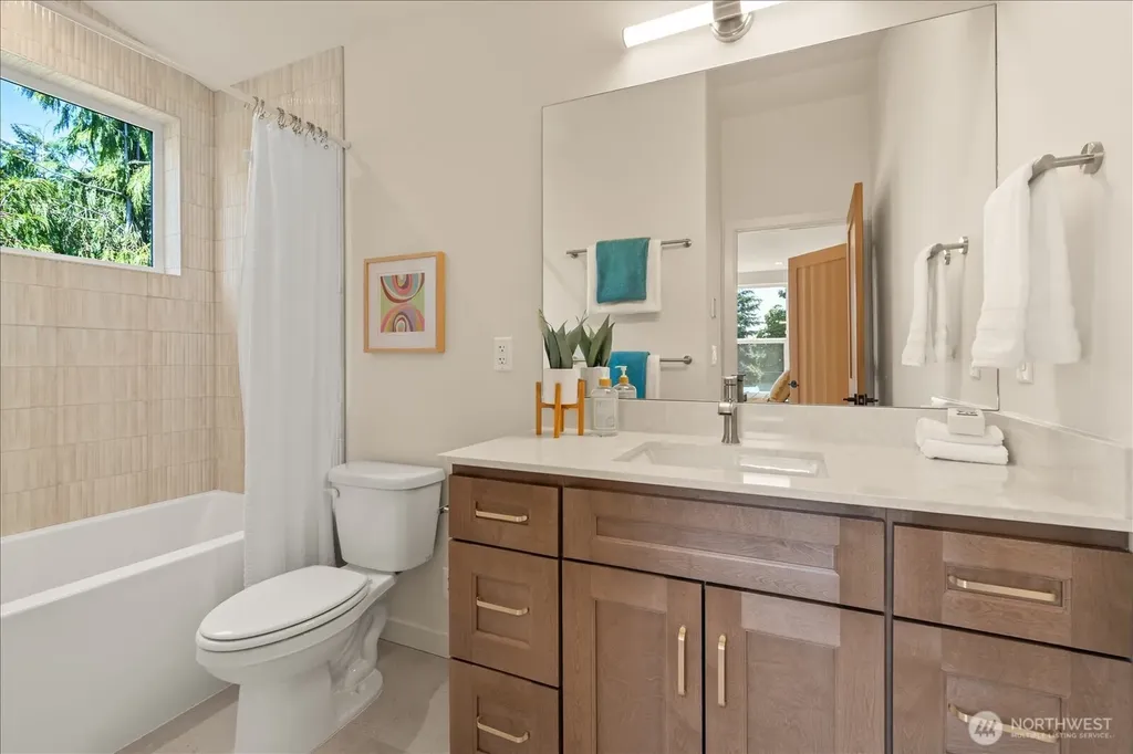 13702 37th Avenue NE Seattle WA 98125