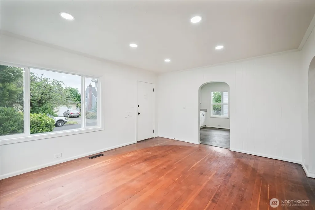 527 24th Avenue Longview WA 98632