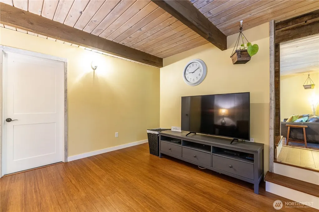 110 E Way To Tipperary Street Shelton WA 98584