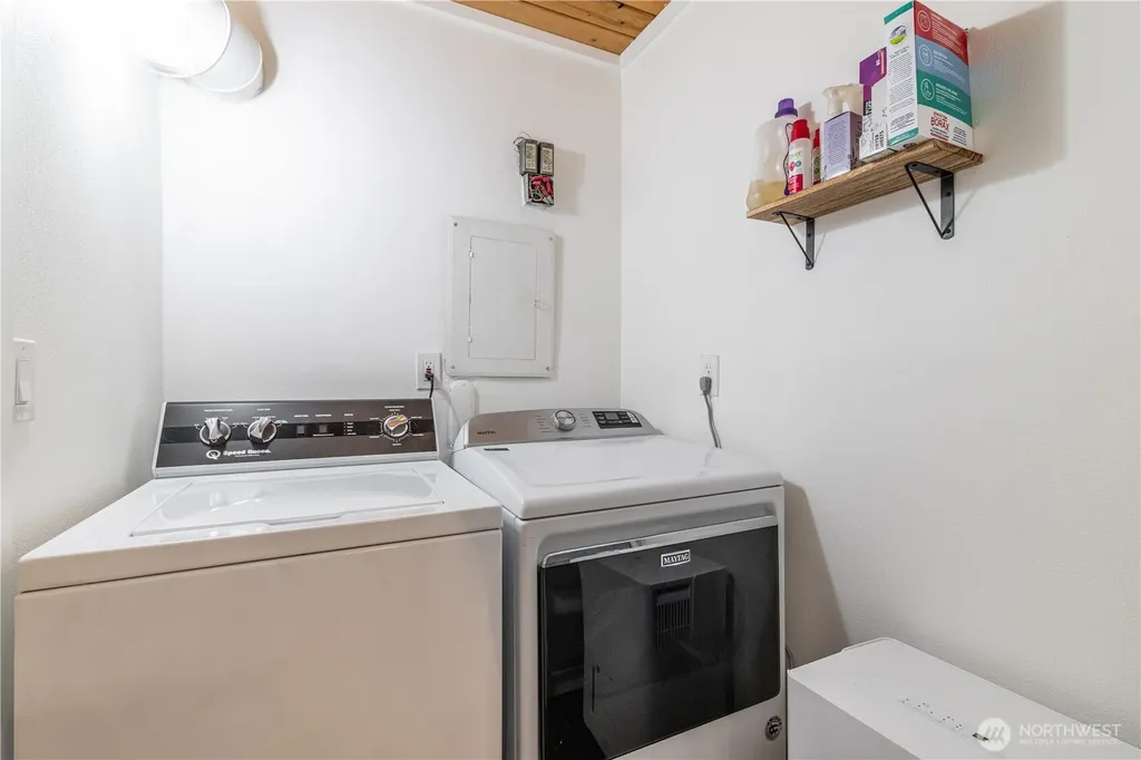 110 E Way To Tipperary Street Shelton WA 98584