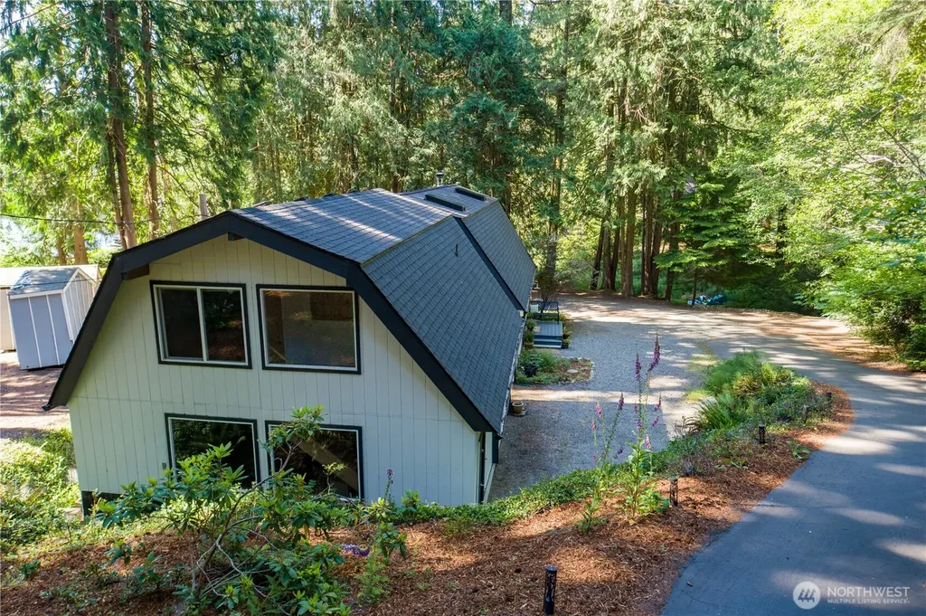 110 E Way To Tipperary Street Shelton WA 98584