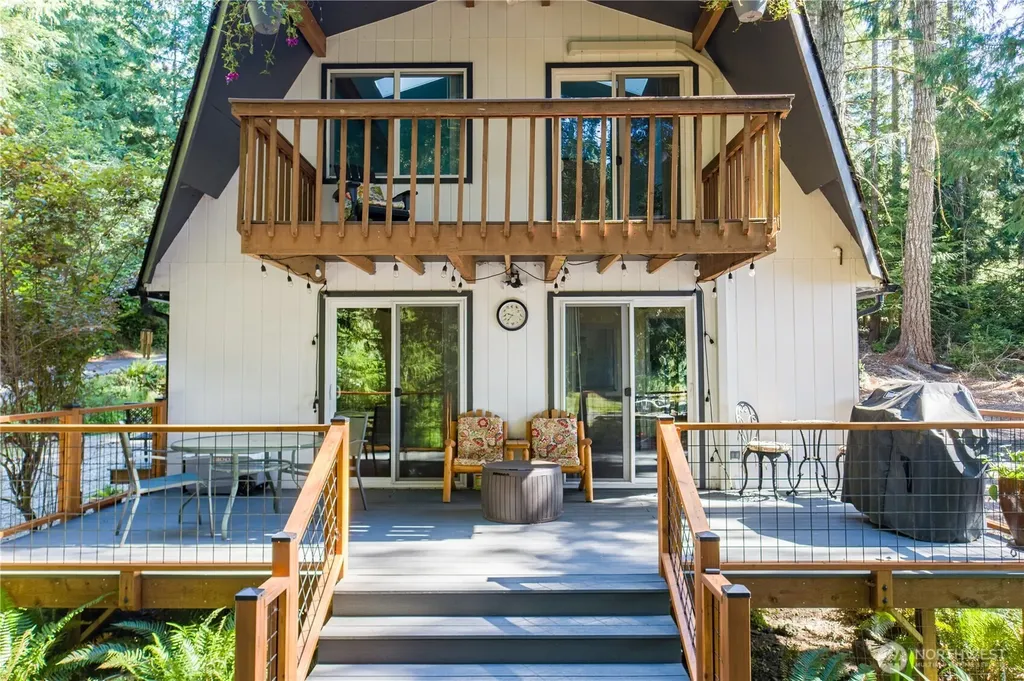 110 E Way To Tipperary Street Shelton WA 98584