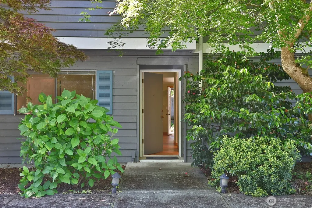137 4th Street Langley WA 98260