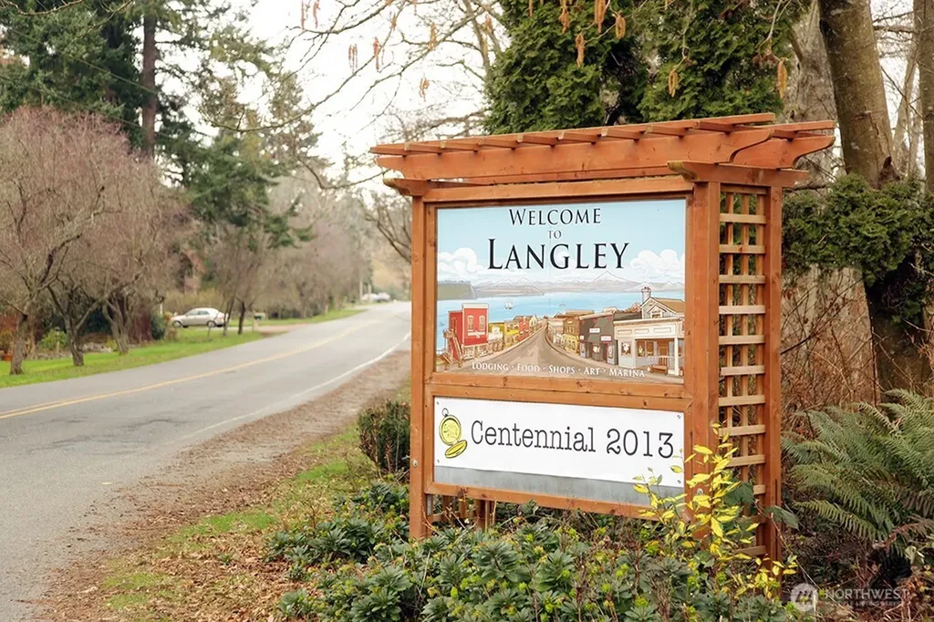 137 4th Street Langley WA 98260