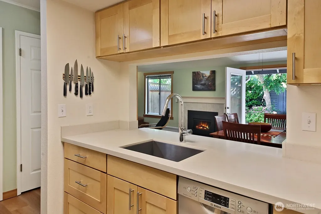 137 4th Street Langley WA 98260