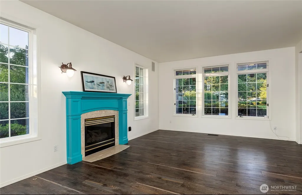 1860 E Island Lake Drive Shelton WA 98584