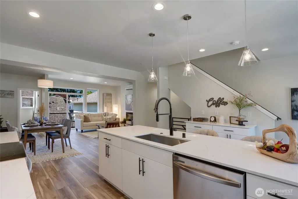 222 124th Street SW Everett WA 98204