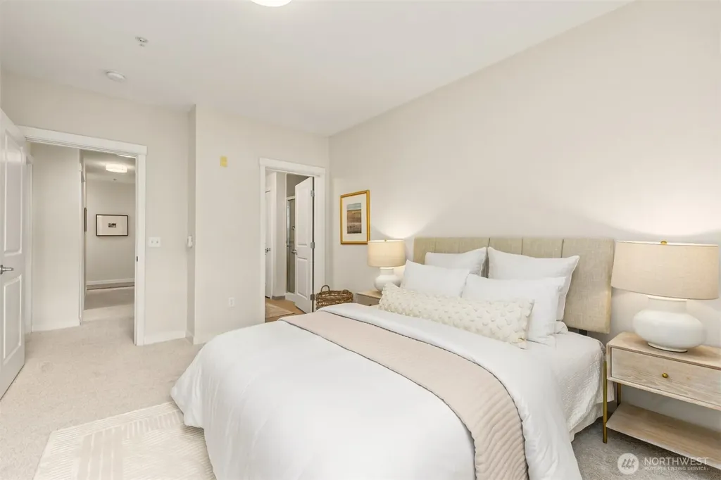 190 Harbor Square Loop NE Bainbridge Island WA 98110