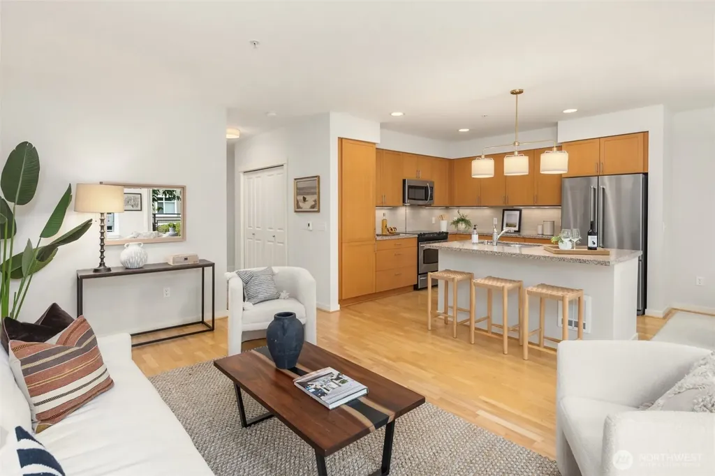 190 Harbor Square Loop NE Bainbridge Island WA 98110
