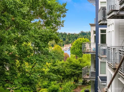 190 Harbor Square Loop NE Bainbridge Island WA 98110