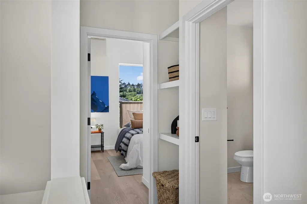 4107 25th Avenue SW Seattle WA 98106