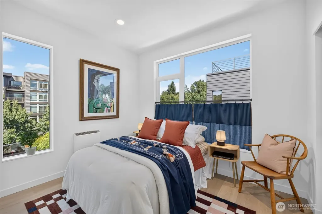 4107 25th Avenue SW Seattle WA 98106