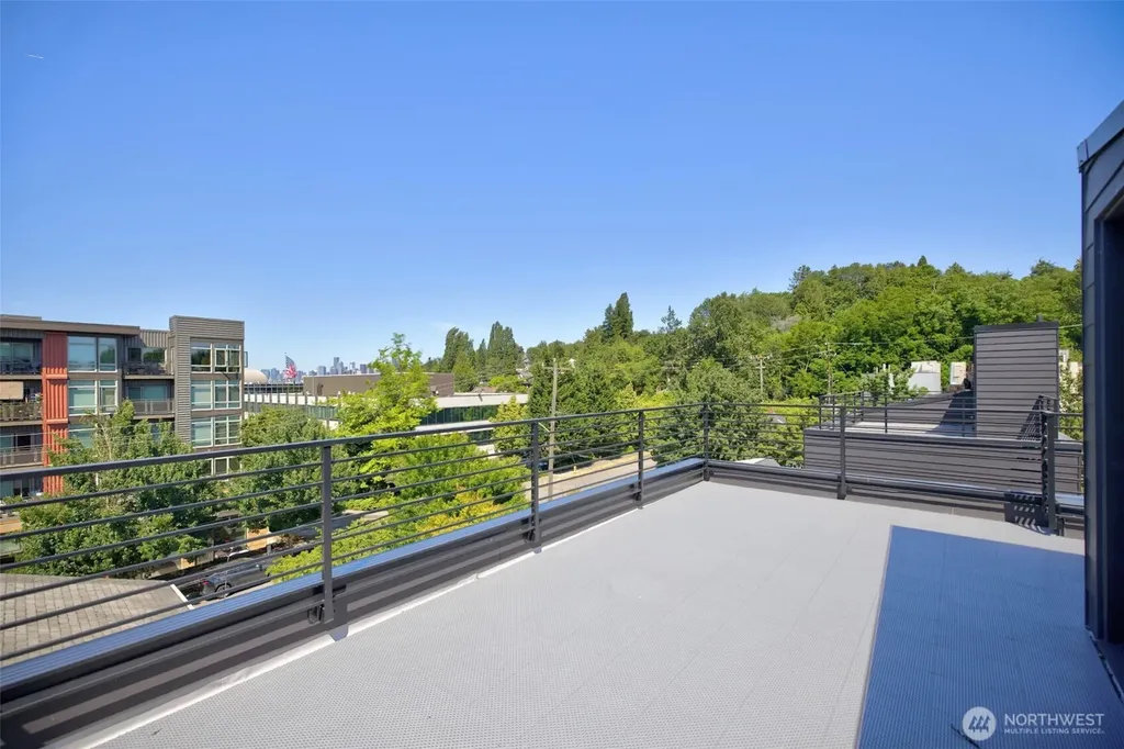 4107 25th Avenue SW Seattle WA 98106