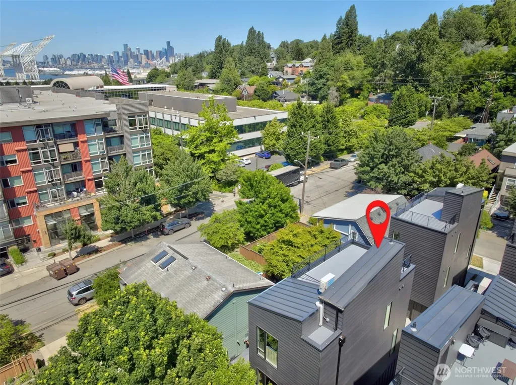 4107 25th Avenue SW Seattle WA 98106