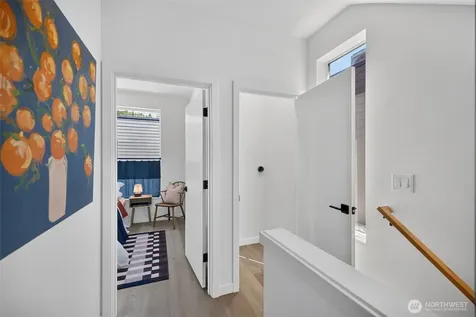 4107 25th Avenue SW Seattle WA 98106