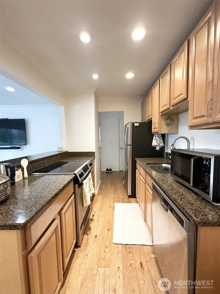 5021 Ripley Lane N Renton WA 98056