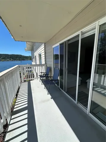 5021 Ripley Lane N Renton WA 98056