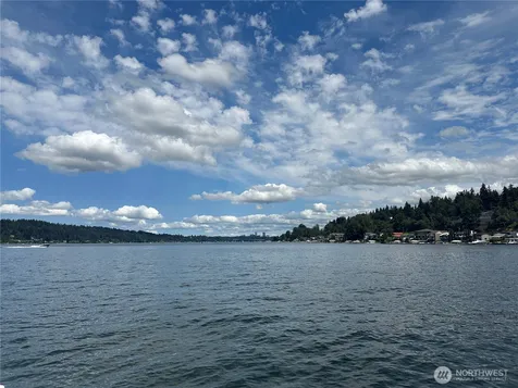 5021 Ripley Lane N Renton WA 98056
